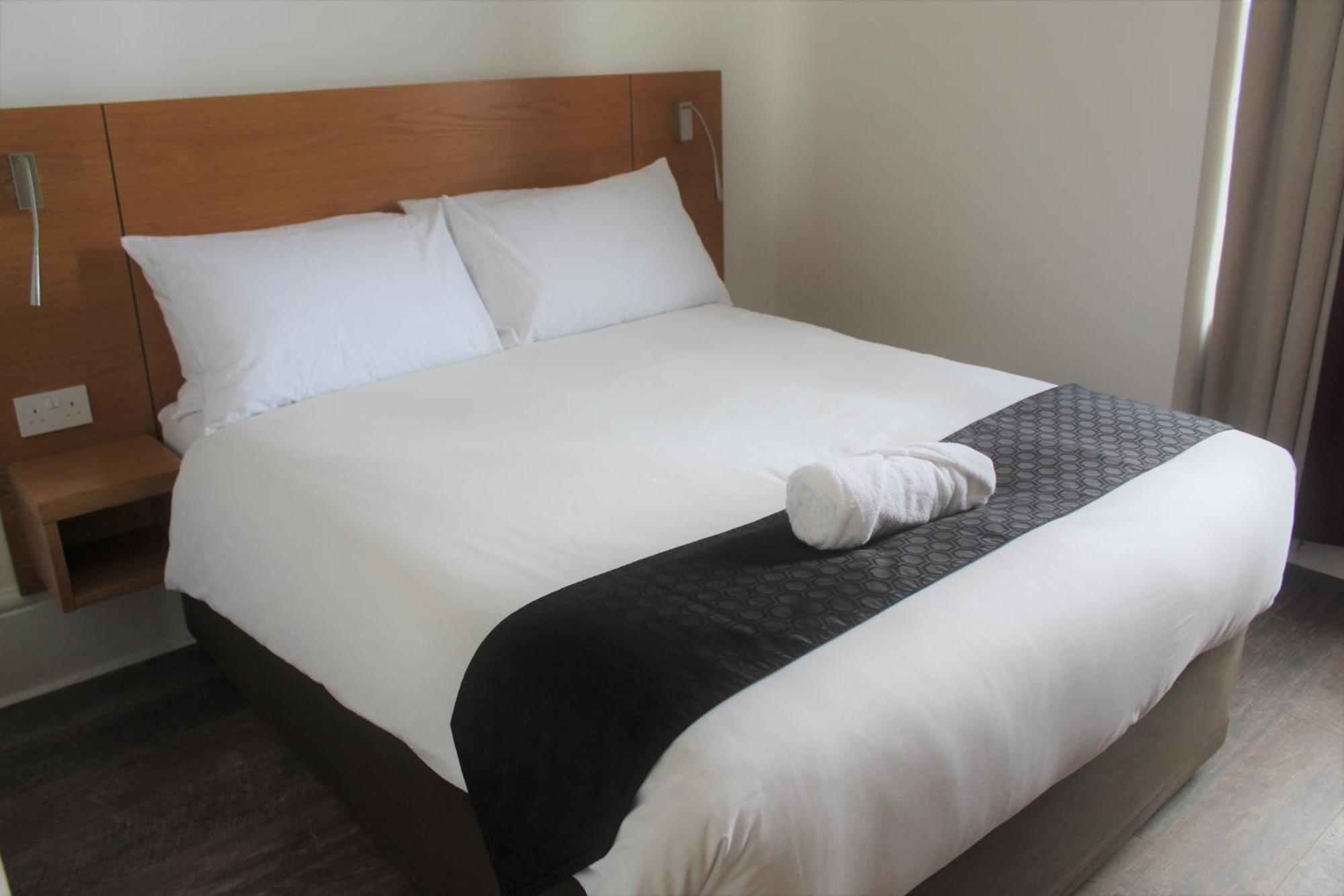 Park Hotel & Apartments Кингстън ъпон Хъл Екстериор снимка