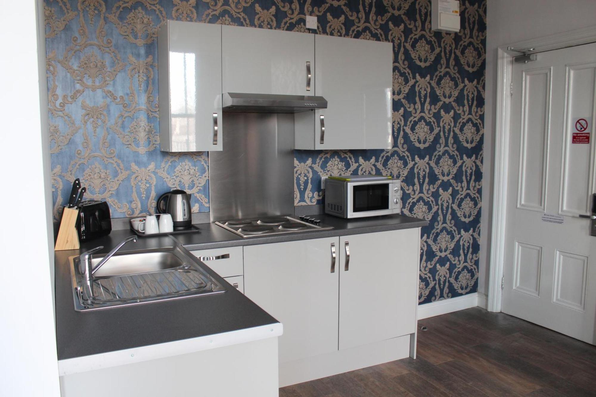 Park Hotel & Apartments Кингстън ъпон Хъл Екстериор снимка