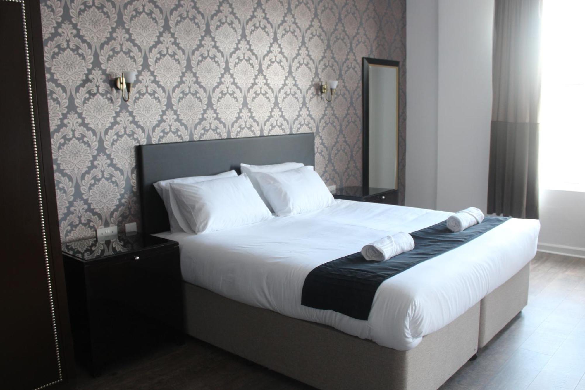 Park Hotel & Apartments Кингстън ъпон Хъл Екстериор снимка