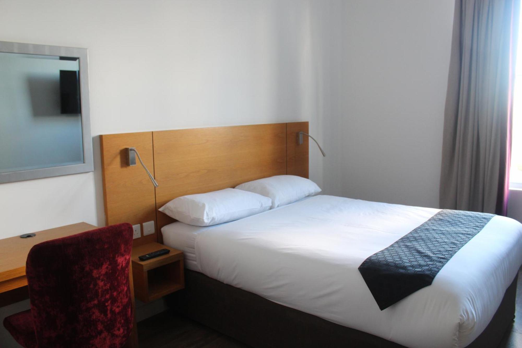 Park Hotel & Apartments Кингстън ъпон Хъл Екстериор снимка