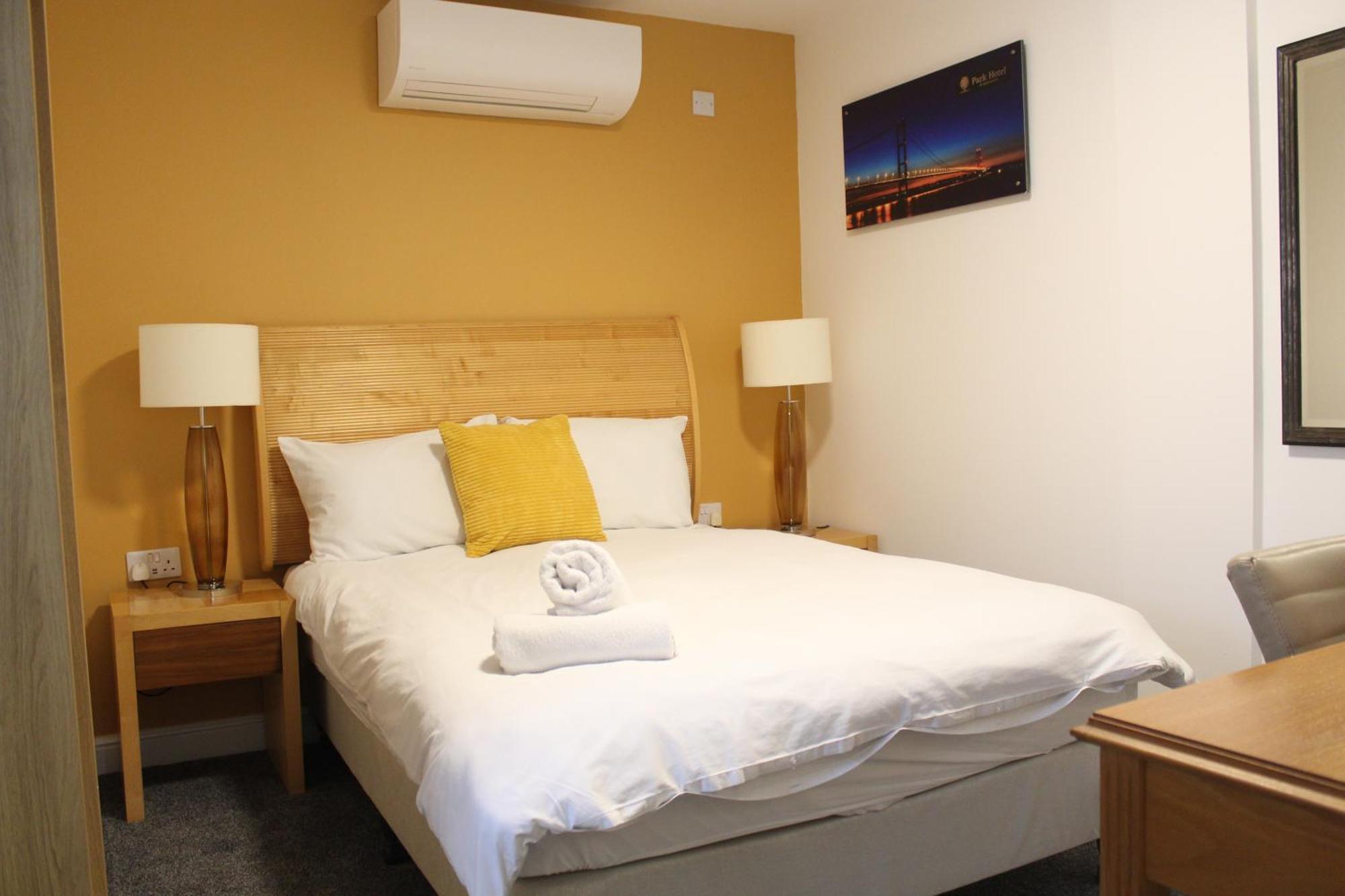 Park Hotel & Apartments Кингстън ъпон Хъл Екстериор снимка